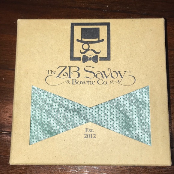 ZB Savoy Emerald Bow Tie XCLV Stone Collection - Picture 4 of 8